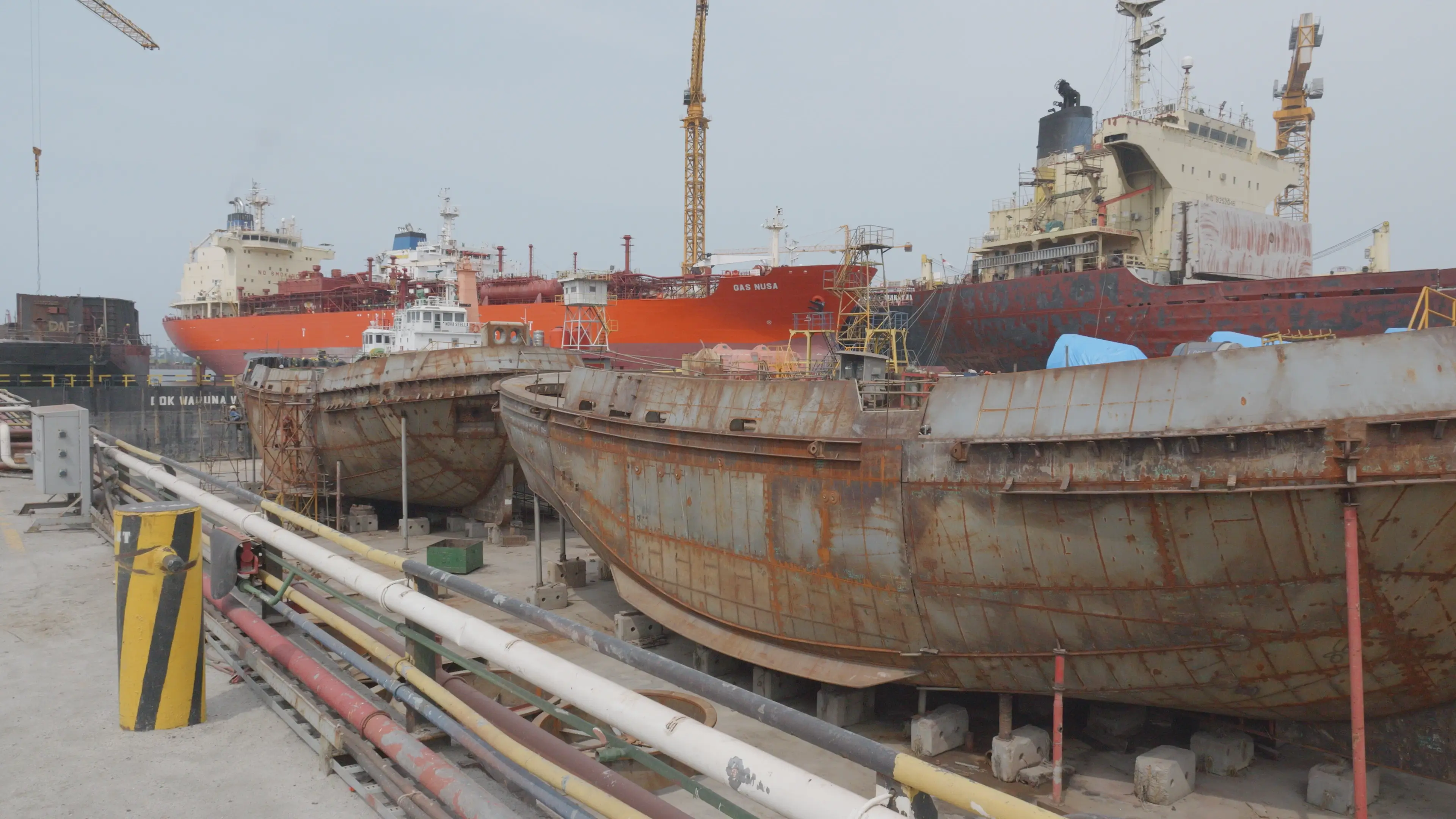 EMAC Customer Interview In Indonesia-3 EMAC Customer Interview In Indonesia-3