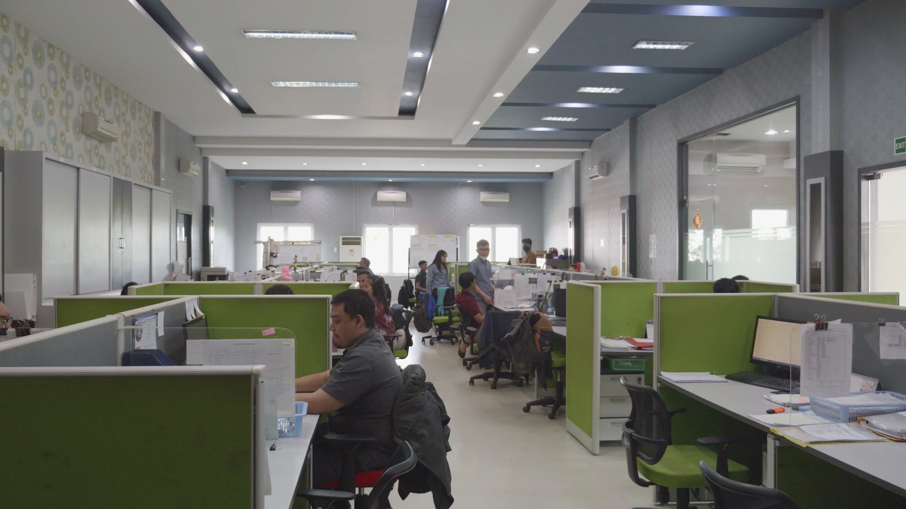 EMAC Customer Interview In Indonesia-8 EMAC Customer Interview In Indonesia-8